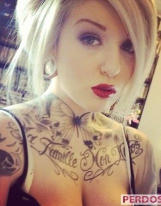 Порноактер с татуировками (48 фото)